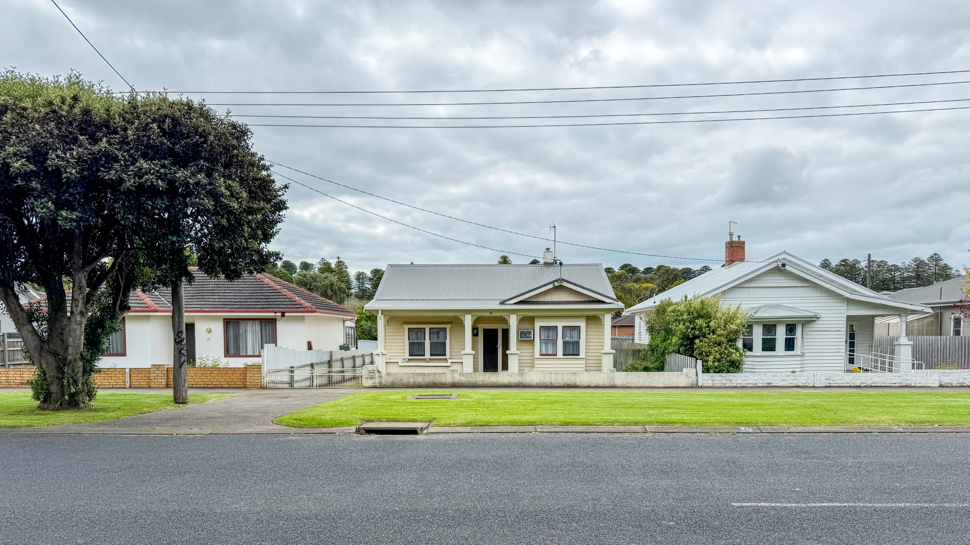 34-38 Koroit Street