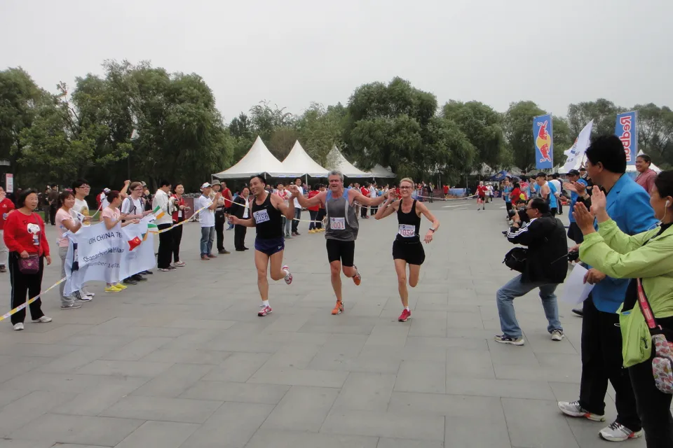 Nigel and Tracey Kol completing the 2013 half-marathon
