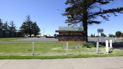 Entrance to Albert  Park