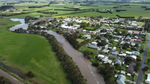 Aerial image of Allansford with high river level.